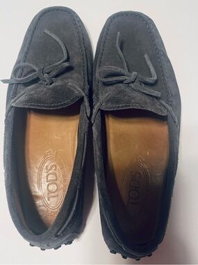 Tod's Gommino Suede Driving Loafers in Anthracite Men’s US 7/ EU 40